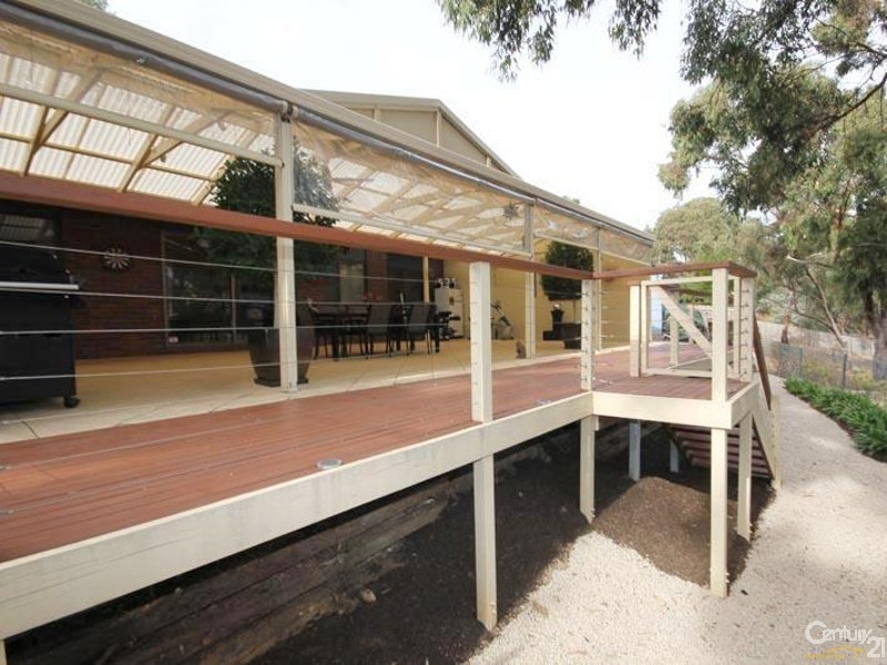 15 Broadmeadow Drive, Flagstaff Hill SA 5159