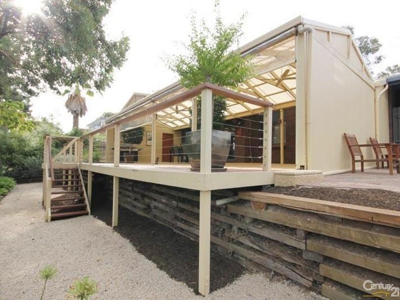 15 Broadmeadow Drive, Flagstaff Hill SA 5159