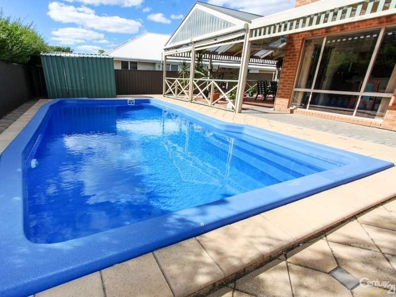 7 Livermead Way, Moana SA 5169