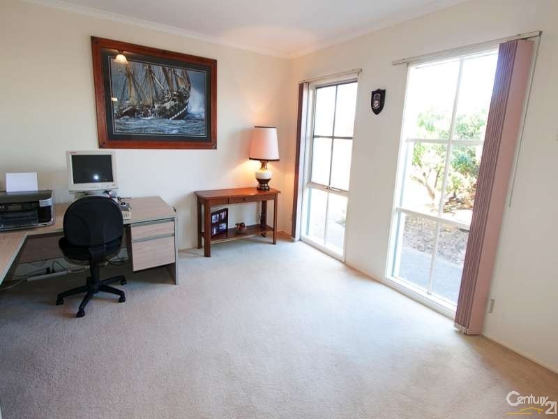 7 Livermead Way, Moana SA 5169