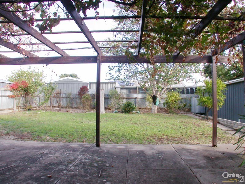 26 Duval Drive, Morphett Vale SA 5162