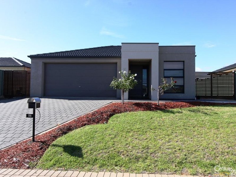25 Moss Court, Aldinga Beach SA 5173