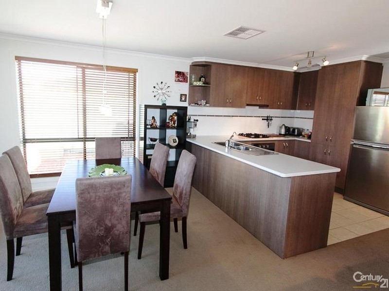 25 Moss Court, Aldinga Beach SA 5173