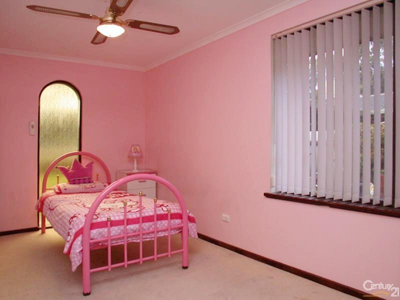 13 Taylors Avenue, Morphett Vale SA 5162