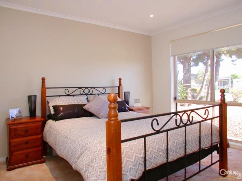 30 Berenwode Circuit, Morphett Vale SA 5162