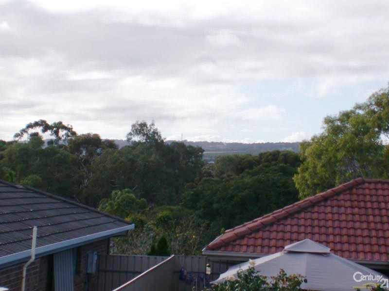 12 Simone Crescent, Morphett Vale SA 5162