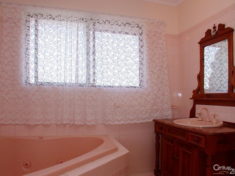 8 Aldam Road, Seaford SA 5169