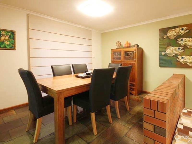 25 Monaro Road, Aberfoyle Park SA 5159