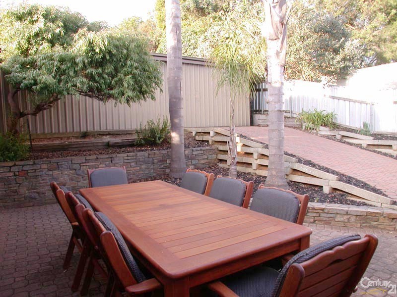25 Monaro Road, Aberfoyle Park SA 5159