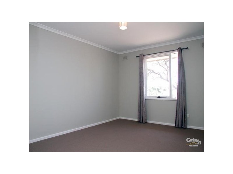 5 Jakarta Ct, Noarlunga Downs SA 5168