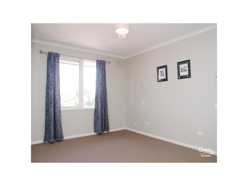 5 Jakarta Ct, Noarlunga Downs SA 5168