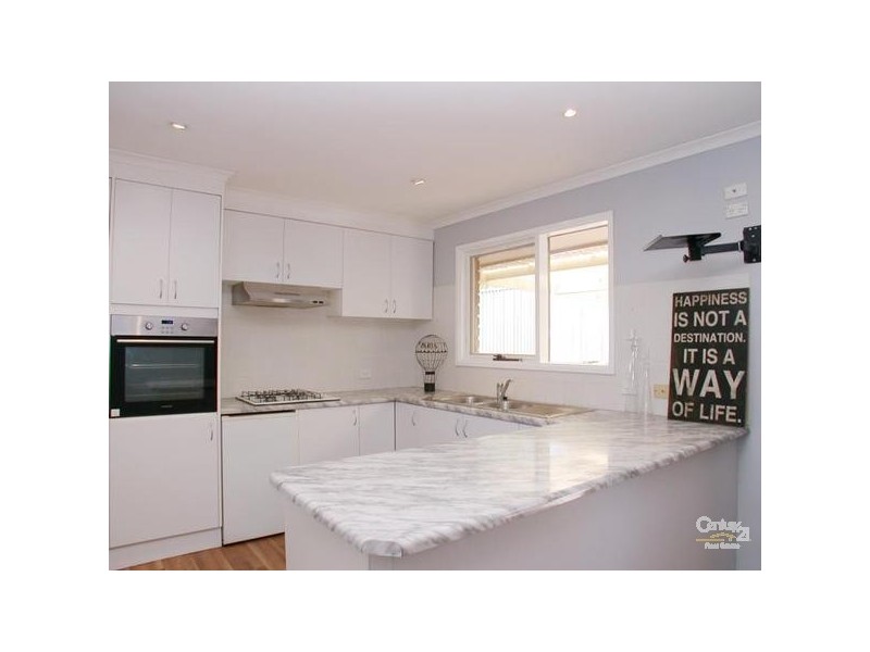 5 Jakarta Ct, Noarlunga Downs SA 5168