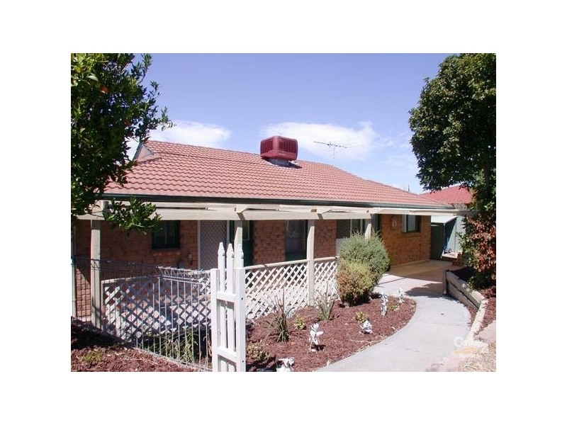 5 Jakarta Ct, Noarlunga Downs SA 5168