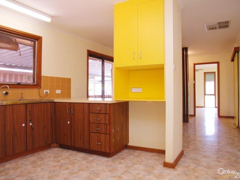 36 Karawi Parade, Morphett Vale SA 5162
