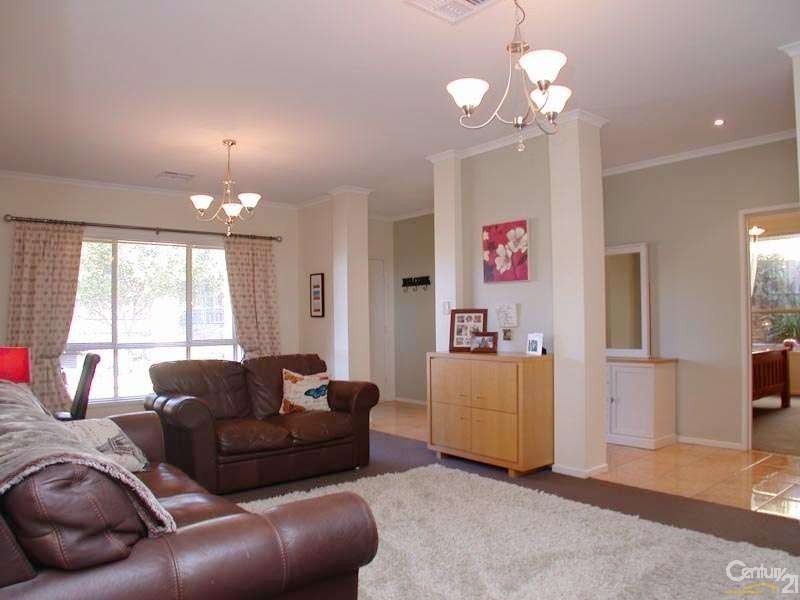 105 Grand Boulevard, Seaford Rise SA 5169