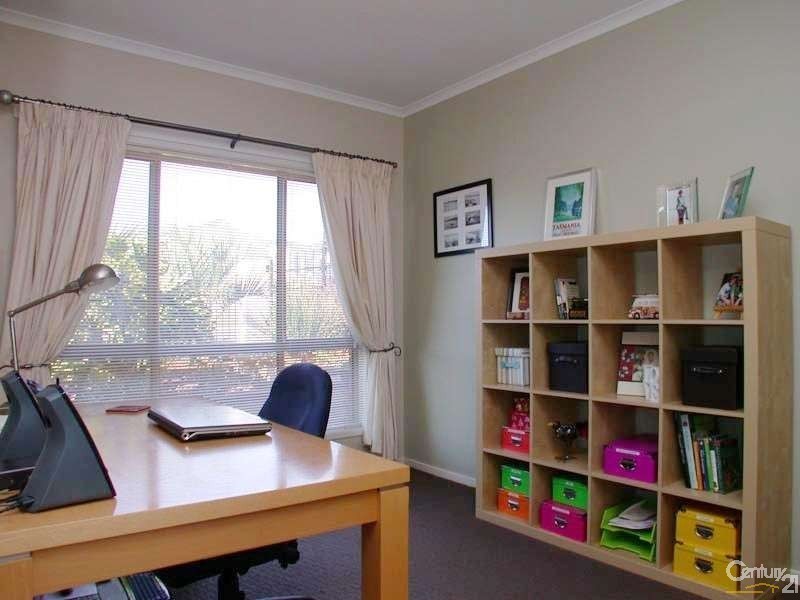 105 Grand Boulevard, Seaford Rise SA 5169