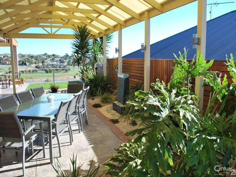 105 Grand Boulevard, Seaford Rise SA 5169