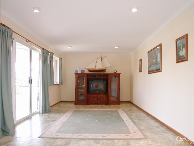 6 Hilton Street, Christies Beach SA 5165