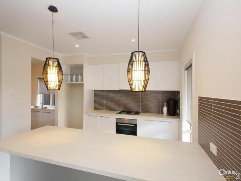 15 Crompton Drive, Woodville SA 5011