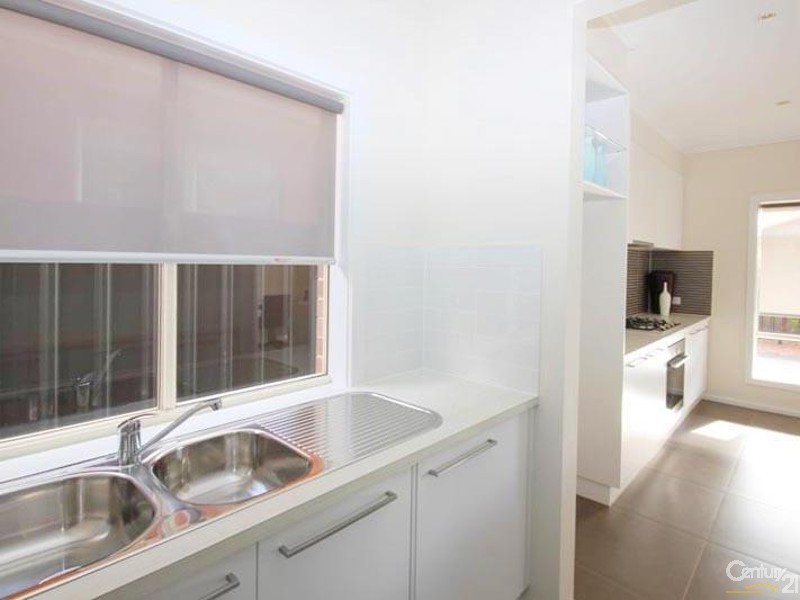 15 Crompton Drive, Woodville SA 5011