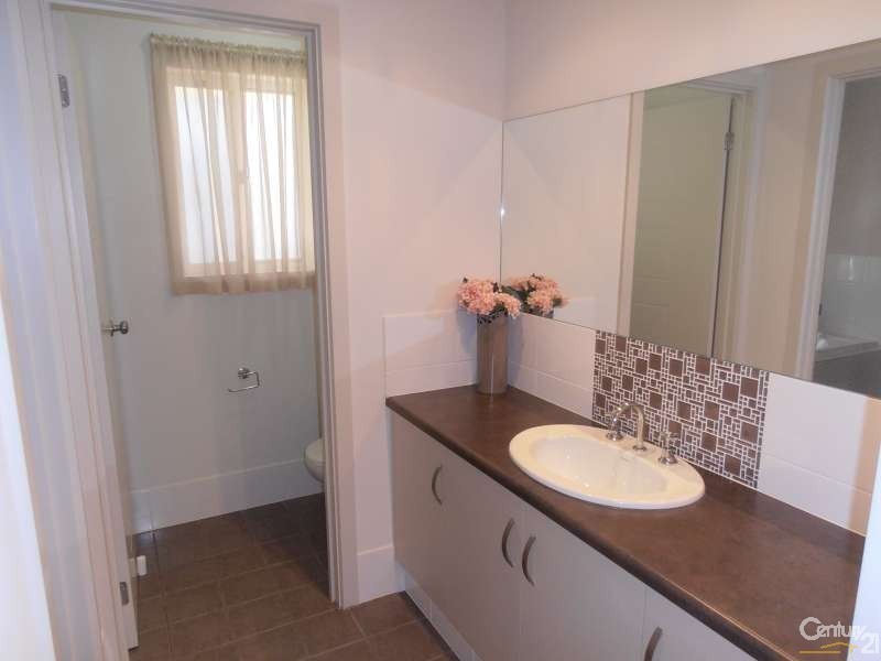 81 Seaford Road, Seaford Meadows SA 5169