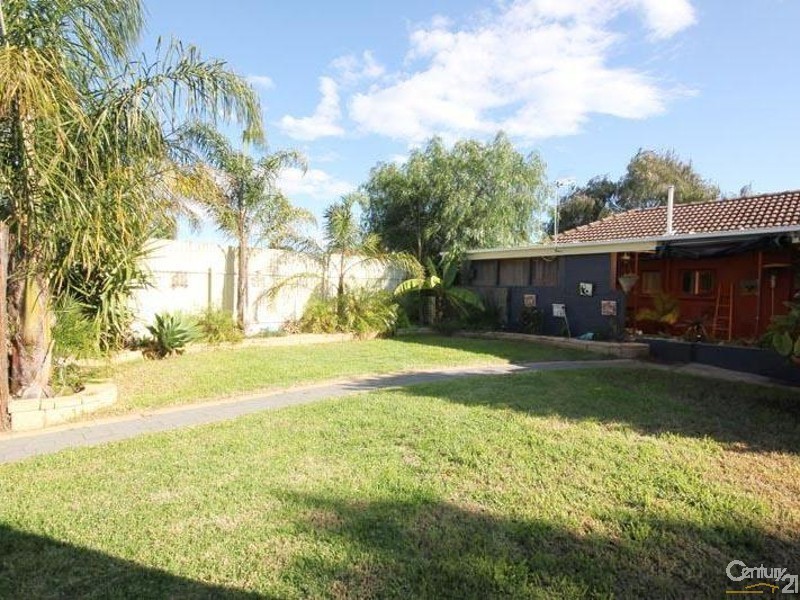 30 Williams Avenue, Hackham West SA 5163
