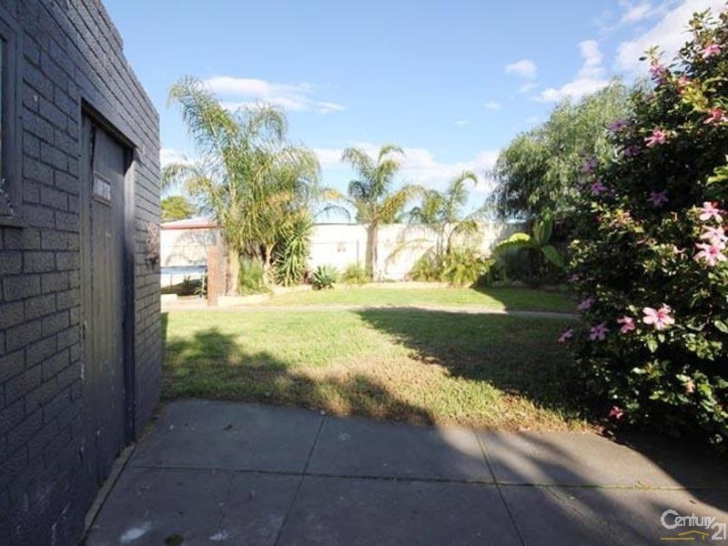 30 Williams Avenue, Hackham West SA 5163