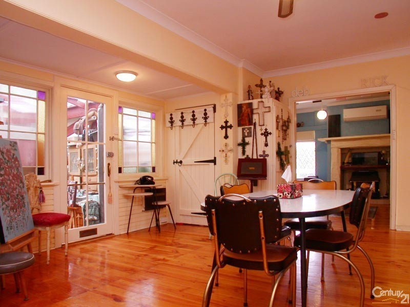 9 Neville Street, Christies Beach SA 5165