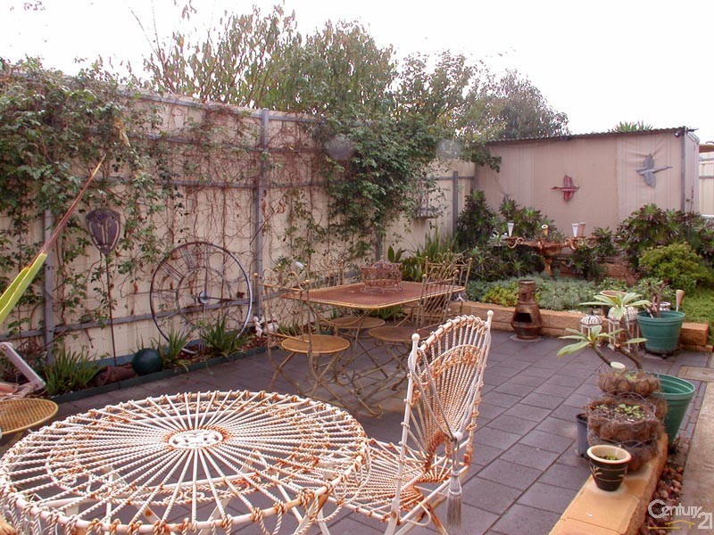 9 Neville Street, Christies Beach SA 5165