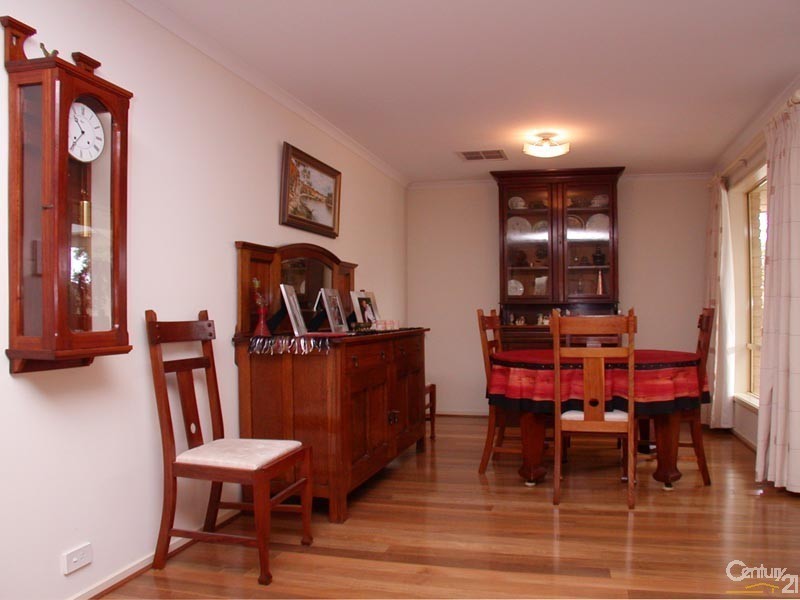 9A Neville Avenue, Christies Beach SA 5165