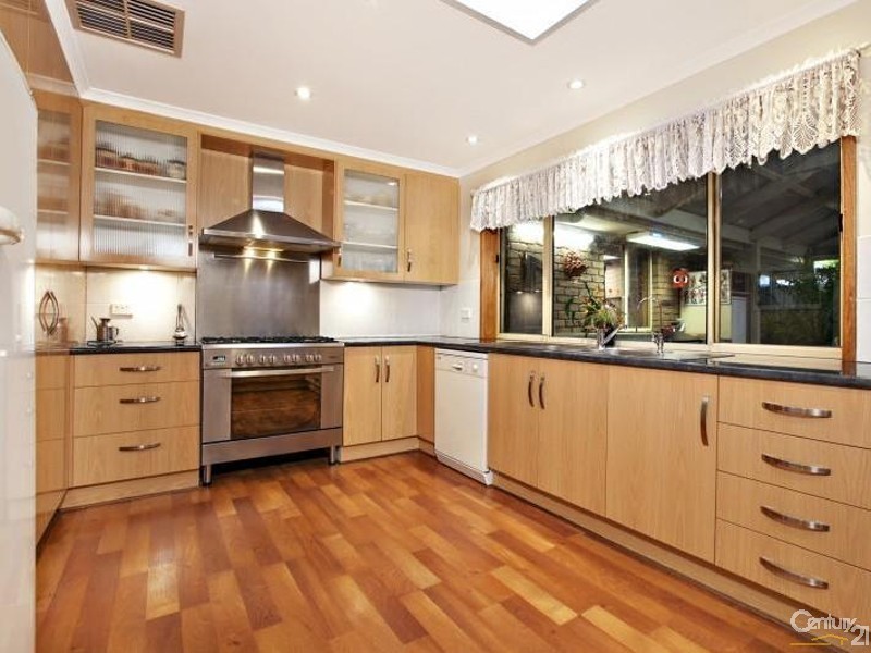 19 Buccaneer Drive, Seaford Rise SA 5169