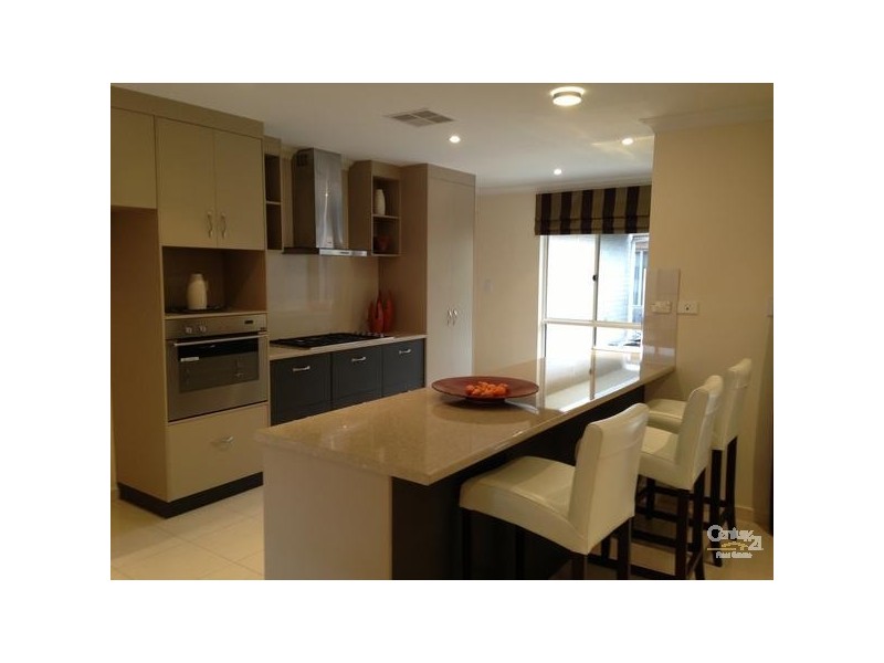 77 Seaford Road, Seaford Meadows SA 5169