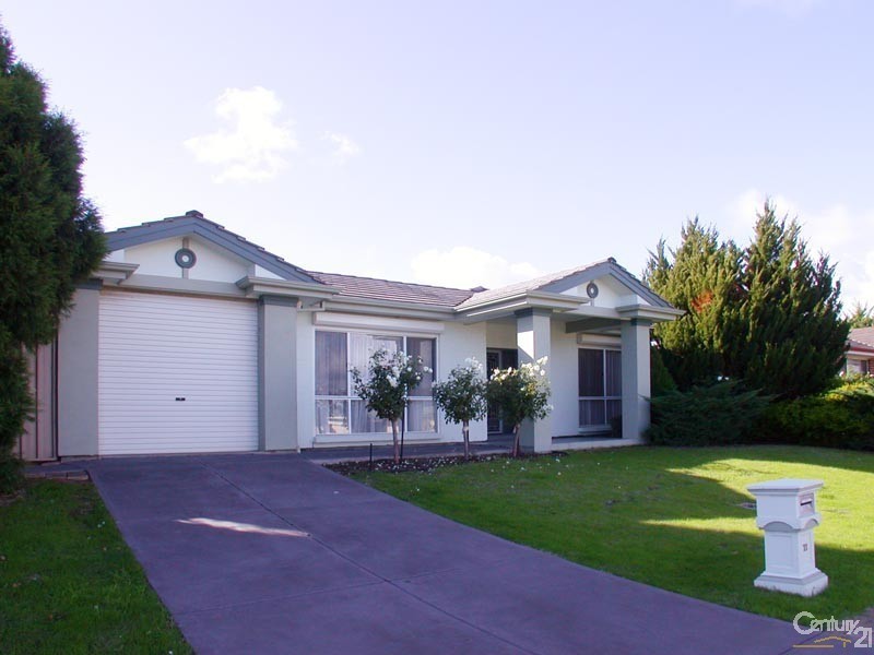 71 Warburton Drive, Woodcroft SA 5162