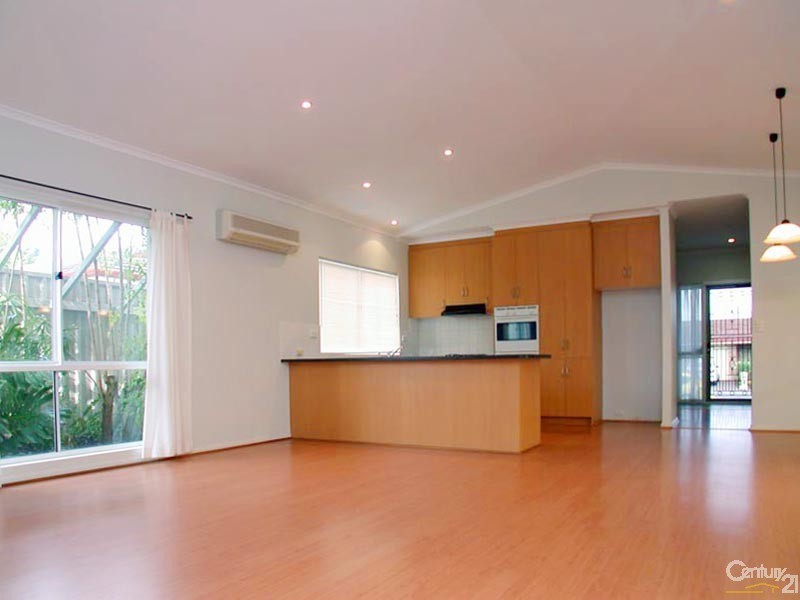 71 Warburton Drive, Woodcroft SA 5162