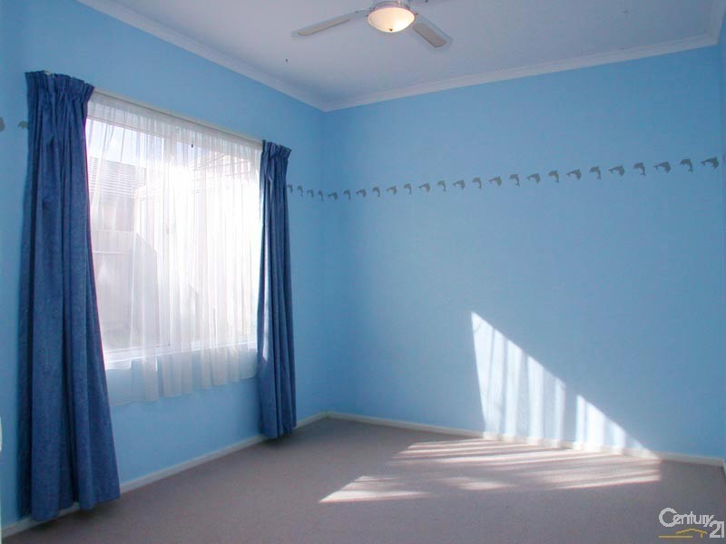 71 Warburton Drive, Woodcroft SA 5162