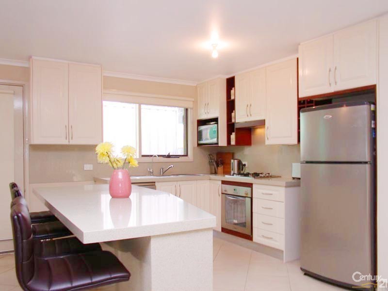 21 Plumtree Crescent, Huntfield Heights SA 5163