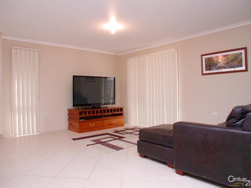 21 Plumtree Crescent, Huntfield Heights SA 5163