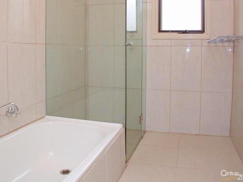 21 Plumtree Crescent, Huntfield Heights SA 5163