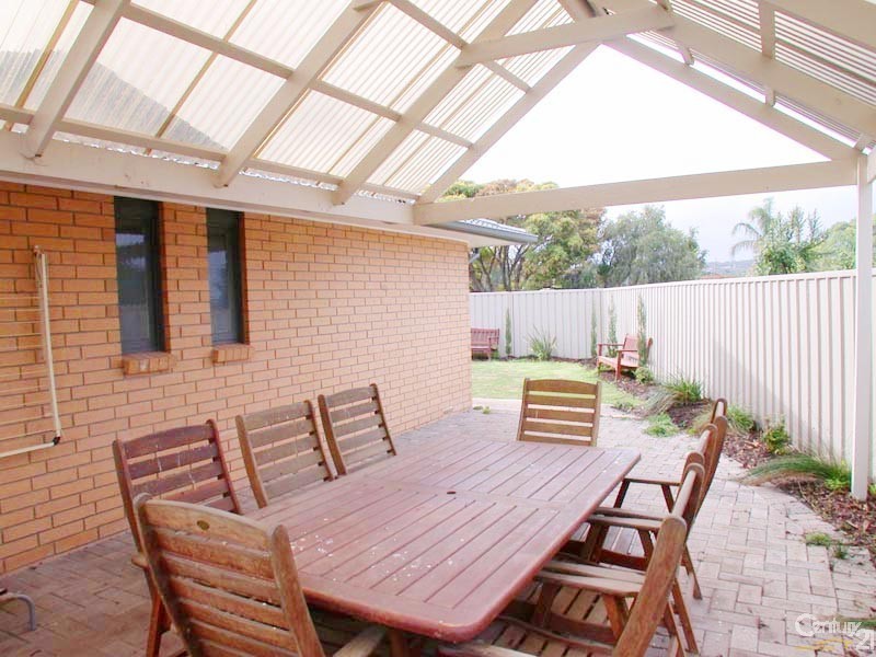 21 Plumtree Crescent, Huntfield Heights SA 5163