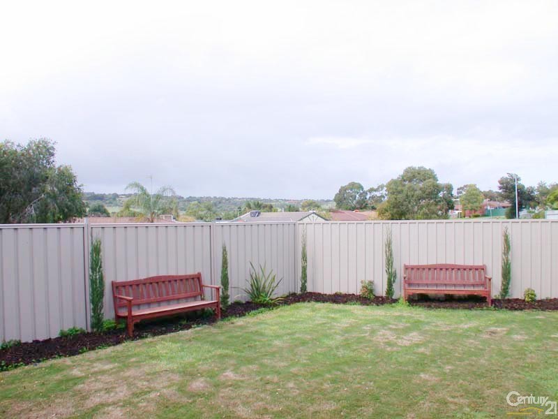 21 Plumtree Crescent, Huntfield Heights SA 5163