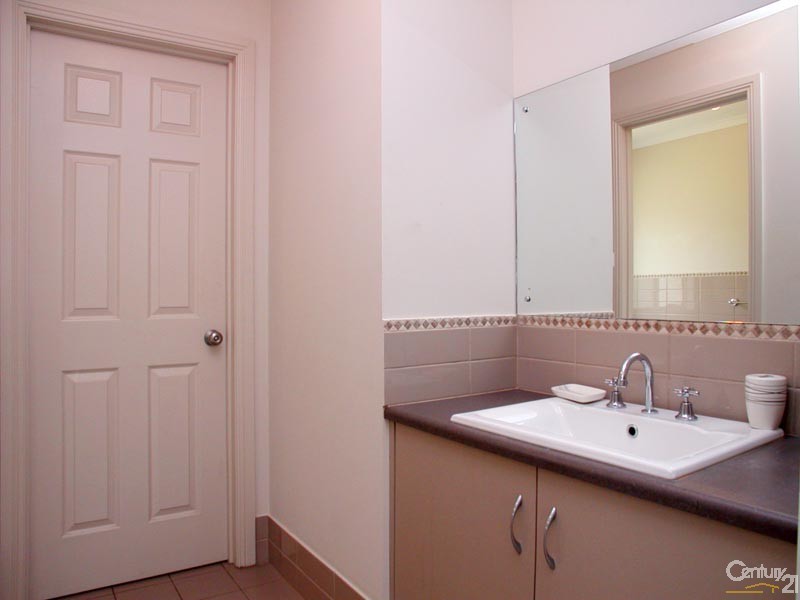 35 Antonio Street, Huntfield Heights SA 5163