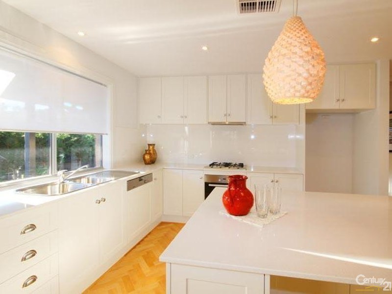 17 Crompton Drive, Woodville SA 5011