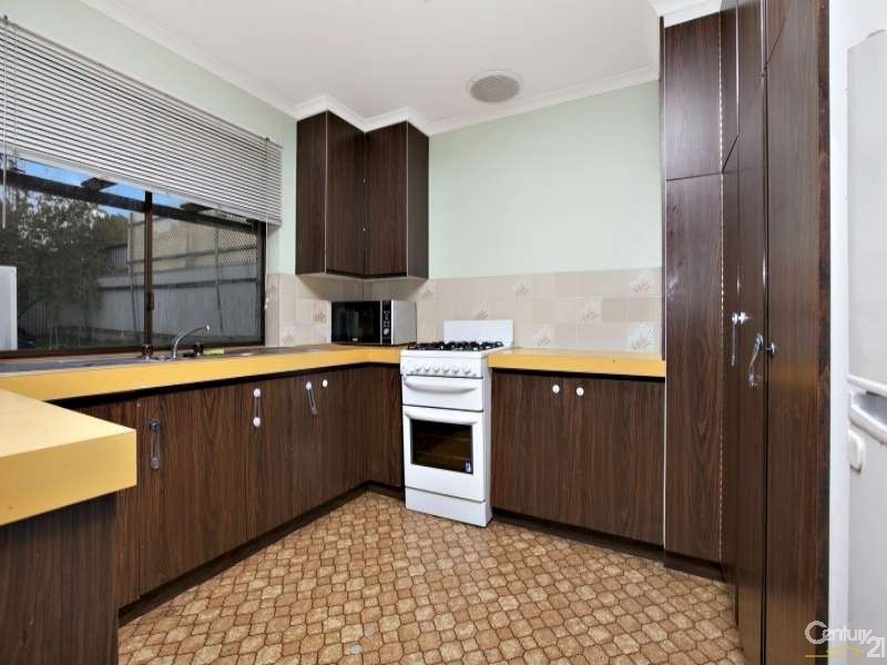 7 Kuantan Drive, Aberfoyle Park SA 5159