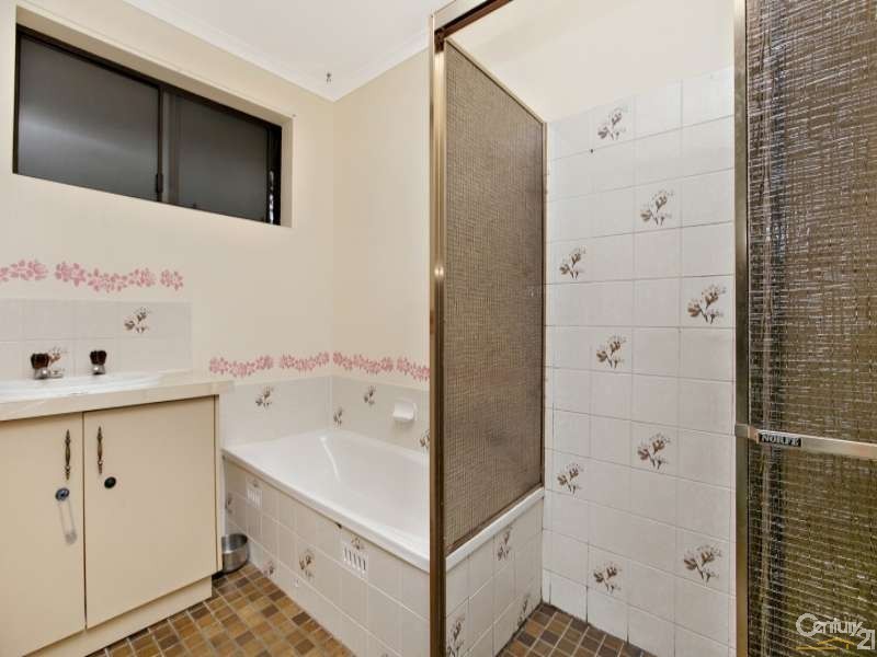 7 Kuantan Drive, Aberfoyle Park SA 5159