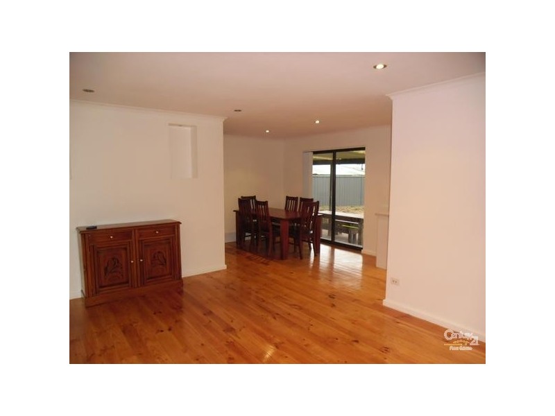 4 Bourke Street, Port Noarlunga South SA 5167