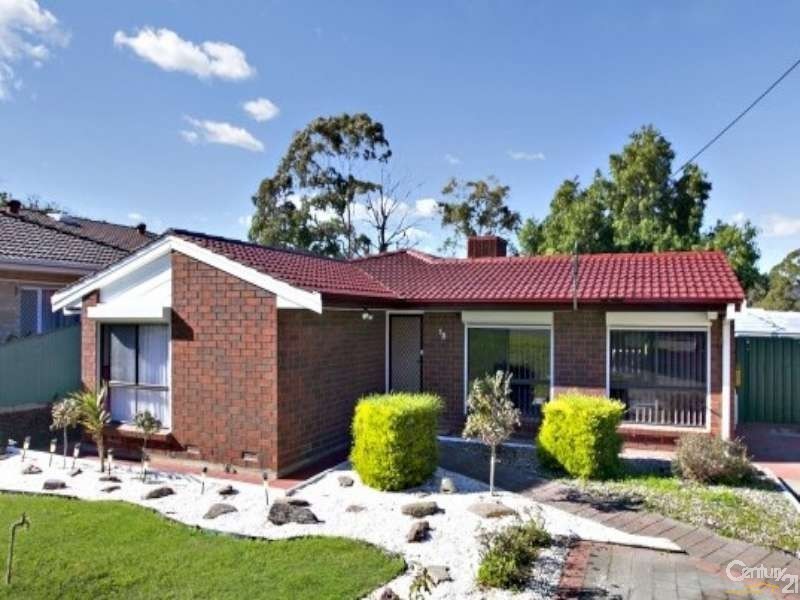 18 Valleyview Crescent, Hackham West SA 5163