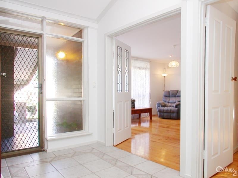 17 Riordan Street, Morphett Vale SA 5162