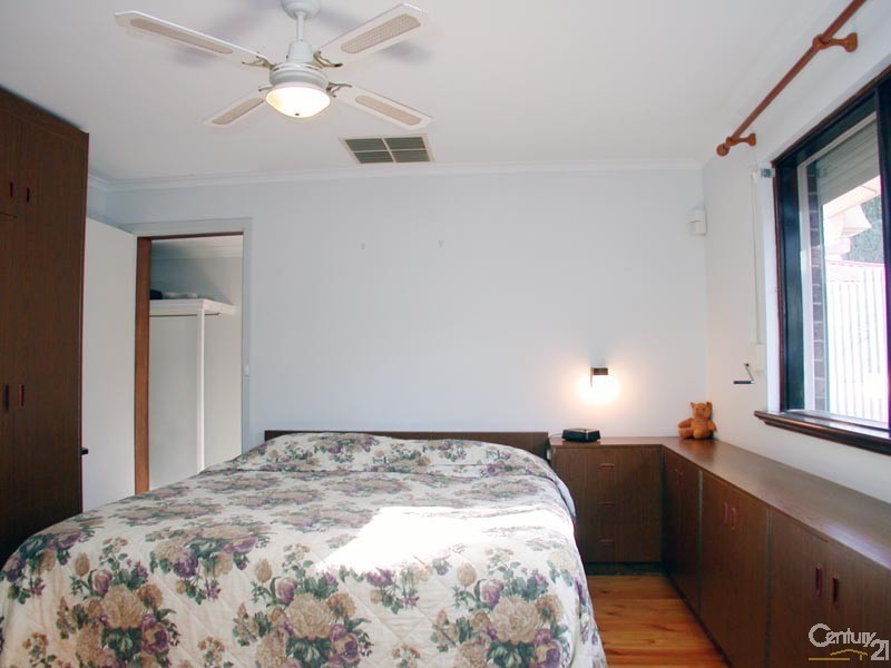 17 Riordan Street, Morphett Vale SA 5162