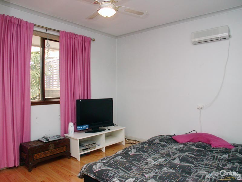 17 Riordan Street, Morphett Vale SA 5162