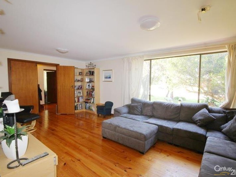 19 Flinders Crescent, Seaford SA 5169